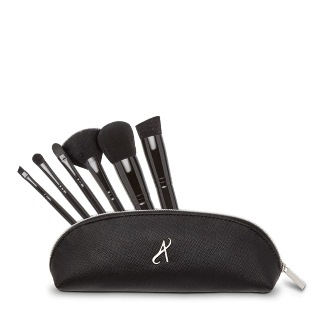 Artistry Makeup Brush Set with zip-up case